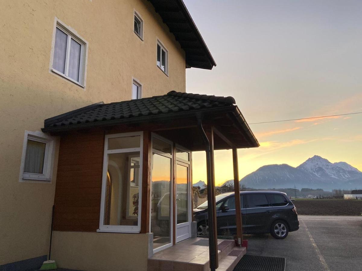 Appartement Wohnen Mit Bergausblick à Wals-Siezenheim Extérieur photo